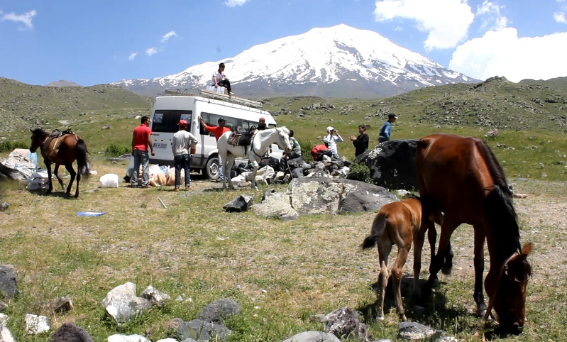 Mount Ararat Eli Village 2250m